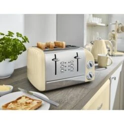 Swan 4 Slice Retro Toaster - Cream -Kitchen Appliances Shop 54673985 4