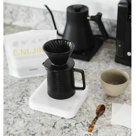 500ml Dripper And Decanter In Coffee Maker Set For V60 Ceramic Premium Home Filter Coffee Maker 44563 Cups (Black) 4 500ml Dripper And Decanter In Coffee Maker Set For V60 Ceramic Premium Home Filter Coffee Maker 44563 Cups (Black) - Image 2